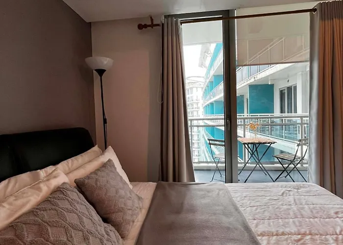 Zyron Aparthotel Manila